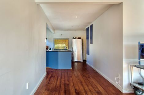 Photo of property in 50 Derwent Crescent, Titirangi, Auckland, 0604