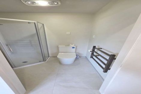 Photo of property in 40 Anne Mclean Drive, Bayview, Auckland, 0629