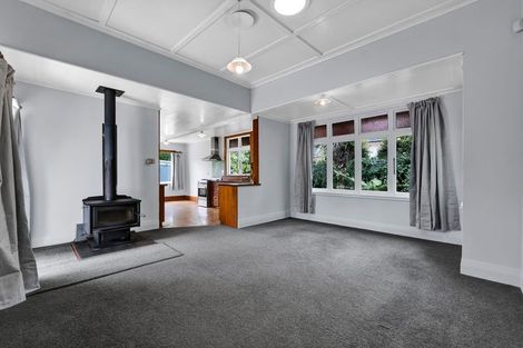 Photo of property in 10 Cameron Street, Hawera, 4610