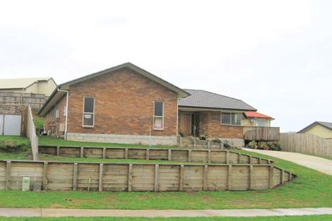 Photo of property in 43 Twickenham Place, Nawton, Hamilton, 3200