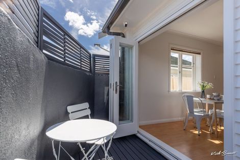 Photo of property in 33 Waiwhetu Road, Waiwhetu, Lower Hutt, 5010