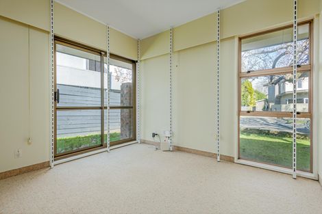 Photo of property in 18a Montgomery Terrace, Hokowhitu, Palmerston North, 4410