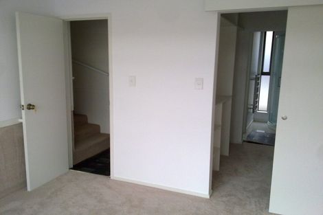 Photo of property in 1/18 Oliver Twist Avenue, Mellons Bay, Auckland, 2014