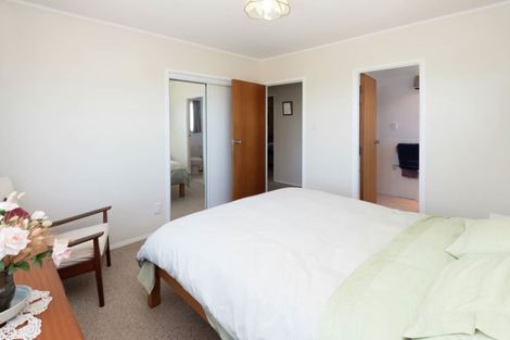 Photo of property in 22 Haseler Crescent, Howick, Auckland, 2014