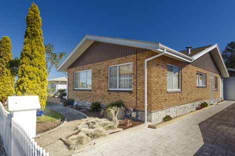 Photo of property in 15 Anglesey Place, Awapuni, Palmerston North, 4412