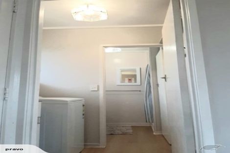 Photo of property in 1/25 West Coast Road, Glen Eden, Auckland, 0602