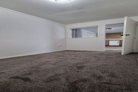 Photo of property in 2/40 Bayview Road, Bayview, Auckland, 0629
