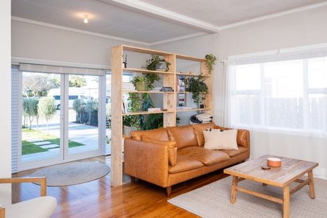 Photo of property in 172 Vigor Brown Street, Napier South, Napier, 4110