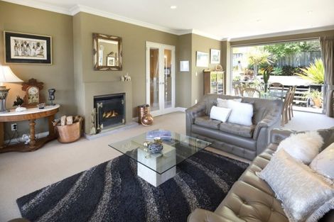 Photo of property in 4a Cleary Terrace, Cockle Bay, Auckland, 2014