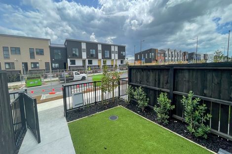 Photo of property in 63 Manarini Road, Westgate, Auckland, 0614