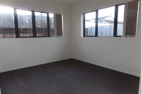 Photo of property in 15 Dissmeyer Drive, Clover Park, Auckland, 2019