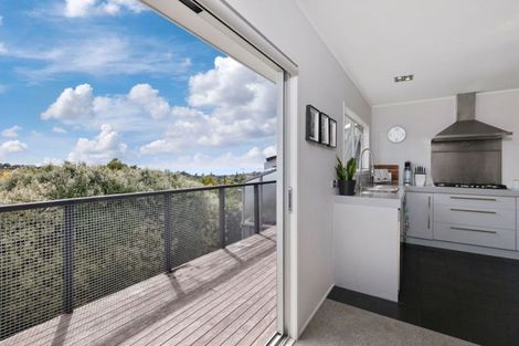 Photo of property in 2/13 Kiri Place, Mairangi Bay, Auckland, 0630