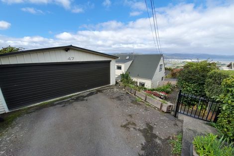 Photo of property in 47 Pokohiwi Road, Normandale, Lower Hutt, 5010