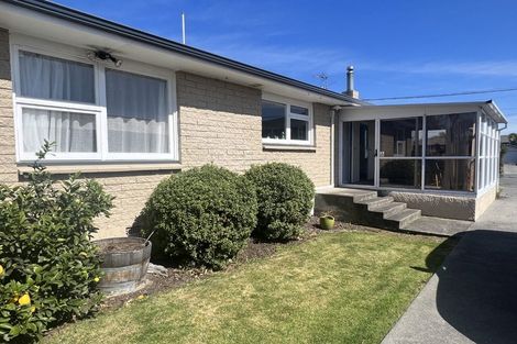 Photo of property in 100 Mooray Avenue, Bishopdale, Christchurch, 8053
