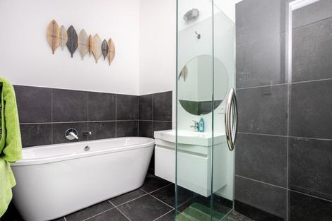 Photo of property in 97 Adelaide Road, Dannevirke, 4930