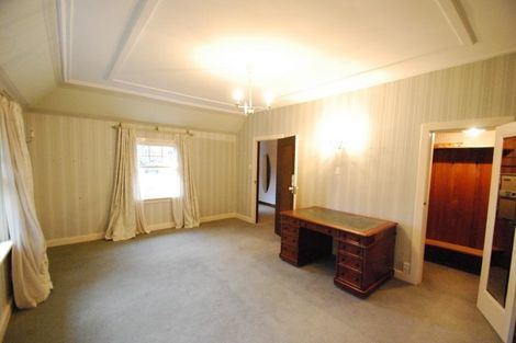 Photo of property in 19 Fitzherbert Terrace, Thorndon, Wellington, 6011