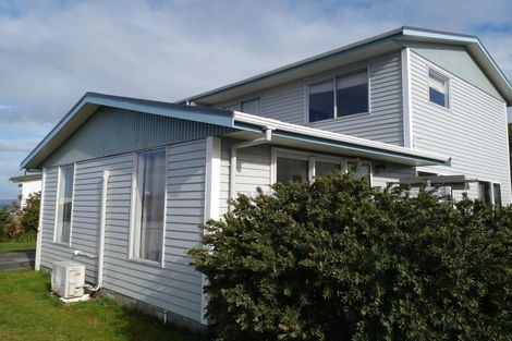 Photo of property in 1/23 Maple Grove, Maungaraki, Lower Hutt, 5010