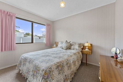 Photo of property in 11 Ferndale Place, Feilding, 4702