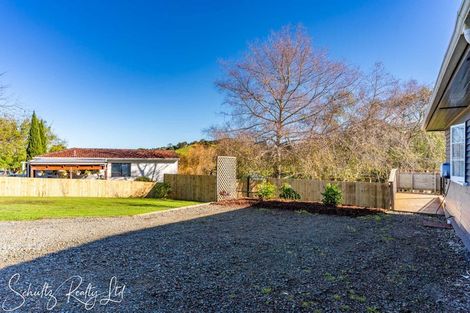 Photo of property in 17a Ash Street, Maungaturoto, 0520
