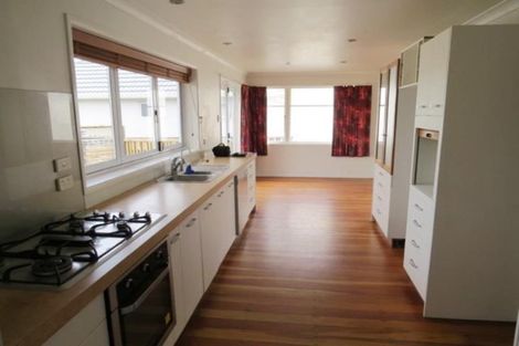 Photo of property in 34 Sackville Street, Fitzroy, New Plymouth, 4312