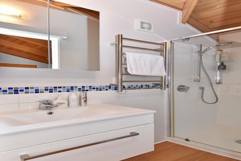 Photo of property in 2/112 Litten Road, Cockle Bay, Auckland, 2014