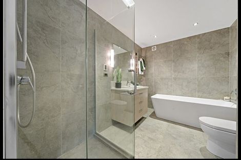 Photo of property in 27 Mahara Avenue, Birkenhead, Auckland, 0626