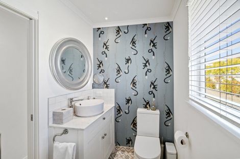 Photo of property in 1/31a Campbell Street, Havelock North, 4130