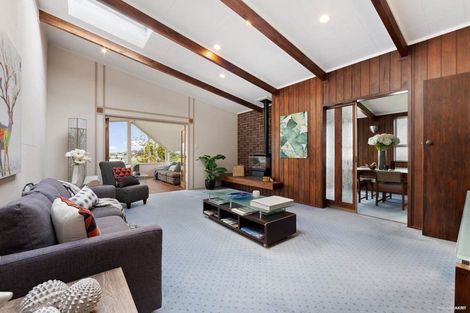 Photo of property in 46 Potter Avenue, Northcote, Auckland, 0627