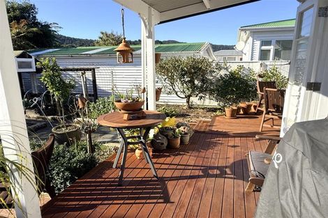 Photo of property in 99 Marlborough Street, Greymouth, 7805