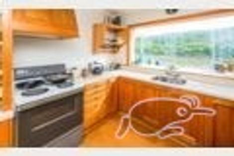 Photo of property in 37 Karewa Street, Castlecliff, Whanganui, 4501