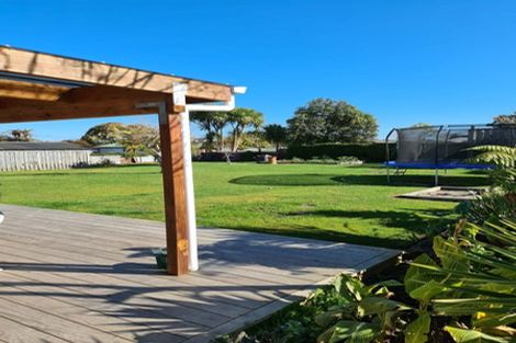 Photo of property in 138 Russell Street, Westport, 7825