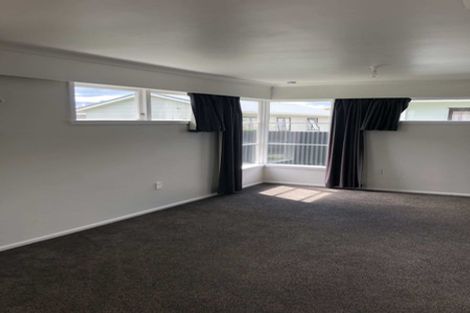 Photo of property in 16 Milson Line, Roslyn, Palmerston North, 4414