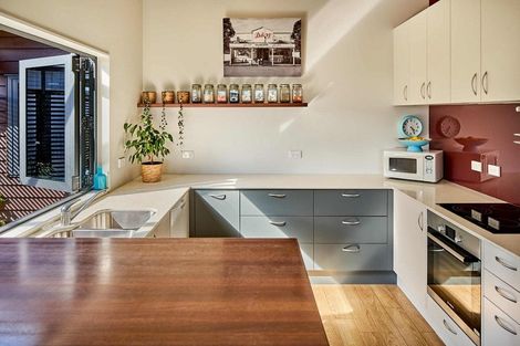 Photo of property in 43 Moana Road, Plimmerton, Porirua, 5026