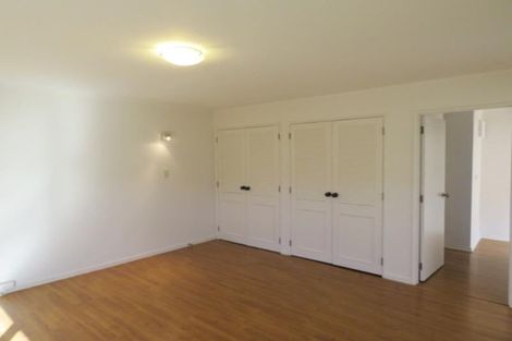 Photo of property in 19 Kellyville Heights, Merrilands, New Plymouth, 4312