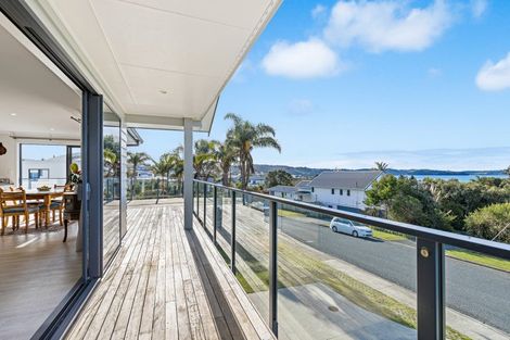 Photo of property in 21 Washington Avenue, Snells Beach, 0920