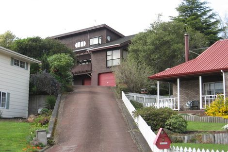 Photo of property in 5 Aries Place, Kawaha Point, Rotorua, 3010
