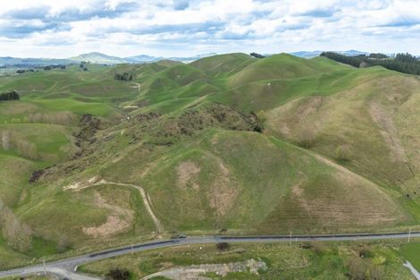 Photo of property in 209 Pourerere Road, Waipawa, 4271