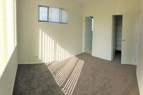Photo of property in 65 Hayfield Way, Karaka, Papakura, 2113
