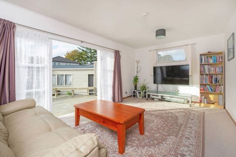 Photo of property in 7 Wanaka Place, Pakuranga Heights, Auckland, 2010