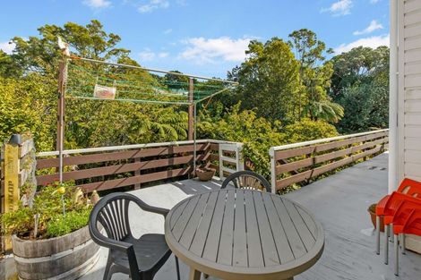 Photo of property in 28 Carrington Street, New Plymouth, 4310