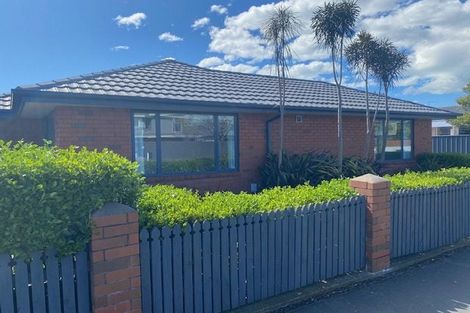 Photo of property in 1/126 Wilsons Road South, Saint Martins, Christchurch, 8022