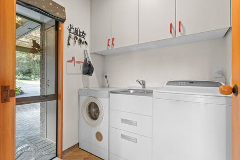 Photo of property in 20 Manganese Point Road, Tamaterau, Whangarei, 0174