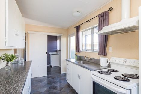 Photo of property in 19b Hilton Grove, Kelvin Grove, Palmerston North, 4414