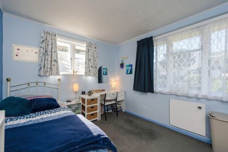 Photo of property in 52 Raukawa Street, Strathmore Park, Wellington, 6022