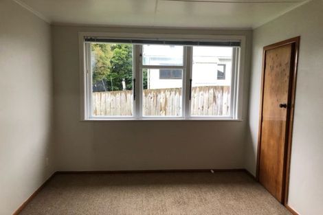 Photo of property in 3166 Great North Road, New Lynn, Auckland, 0600