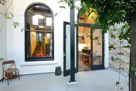 Photo of property in 3/5 Jetty Street, Dunedin Central, Dunedin, 9016