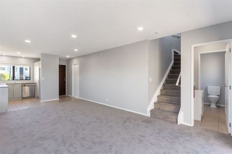 Photo of property in 24 Puma Drive, Golflands, Auckland, 2013