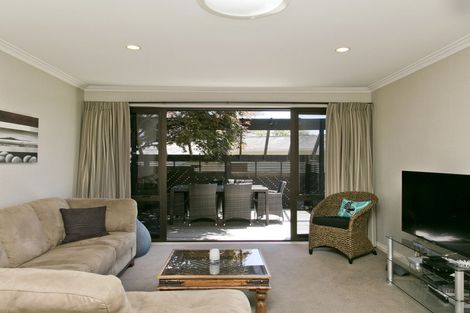 Photo of property in 8 Aubrey Crescent, Rainbow Point, Taupo, 3330