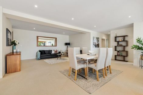 Photo of property in 32a Langton Road, Stanmore Bay, Whangaparaoa, 0932