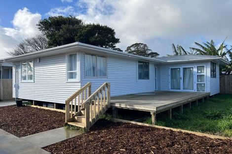 Photo of property in 381a Roscommon Road, Clendon Park, Auckland, 2103